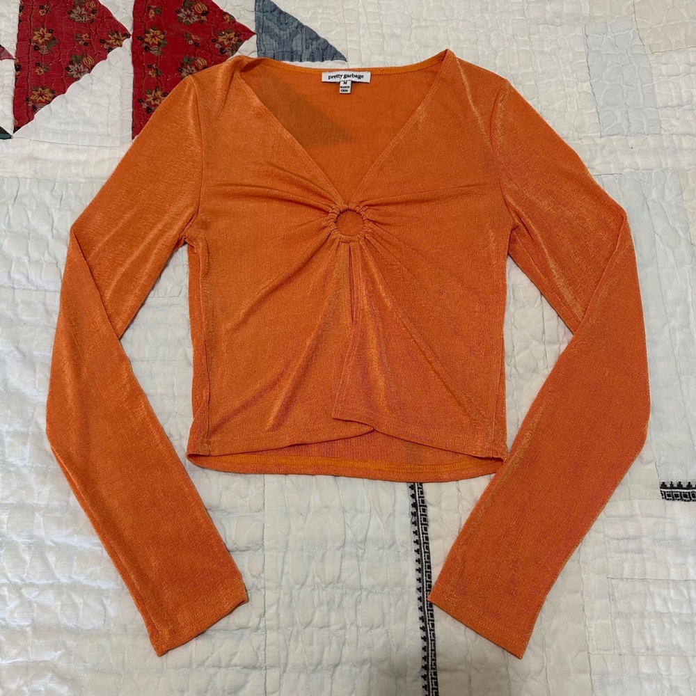 Pretty Garbage Long Sleeve Top Orange V-Neck O-Ring Medium